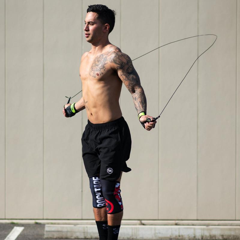 male athlete using speed rope